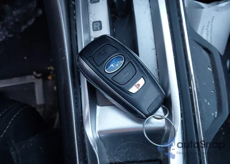 2020 Subaru Ascent Premium из США, поврежденный, VIN 4S4WMACD4L3472591